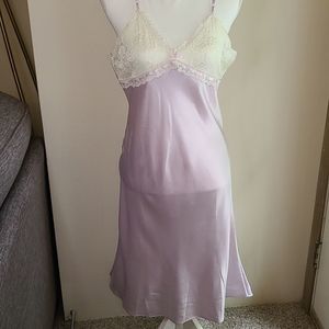 Gunne Sax by Jessica McClintock Lavender Satin and Lace Nightgown Size XL 18